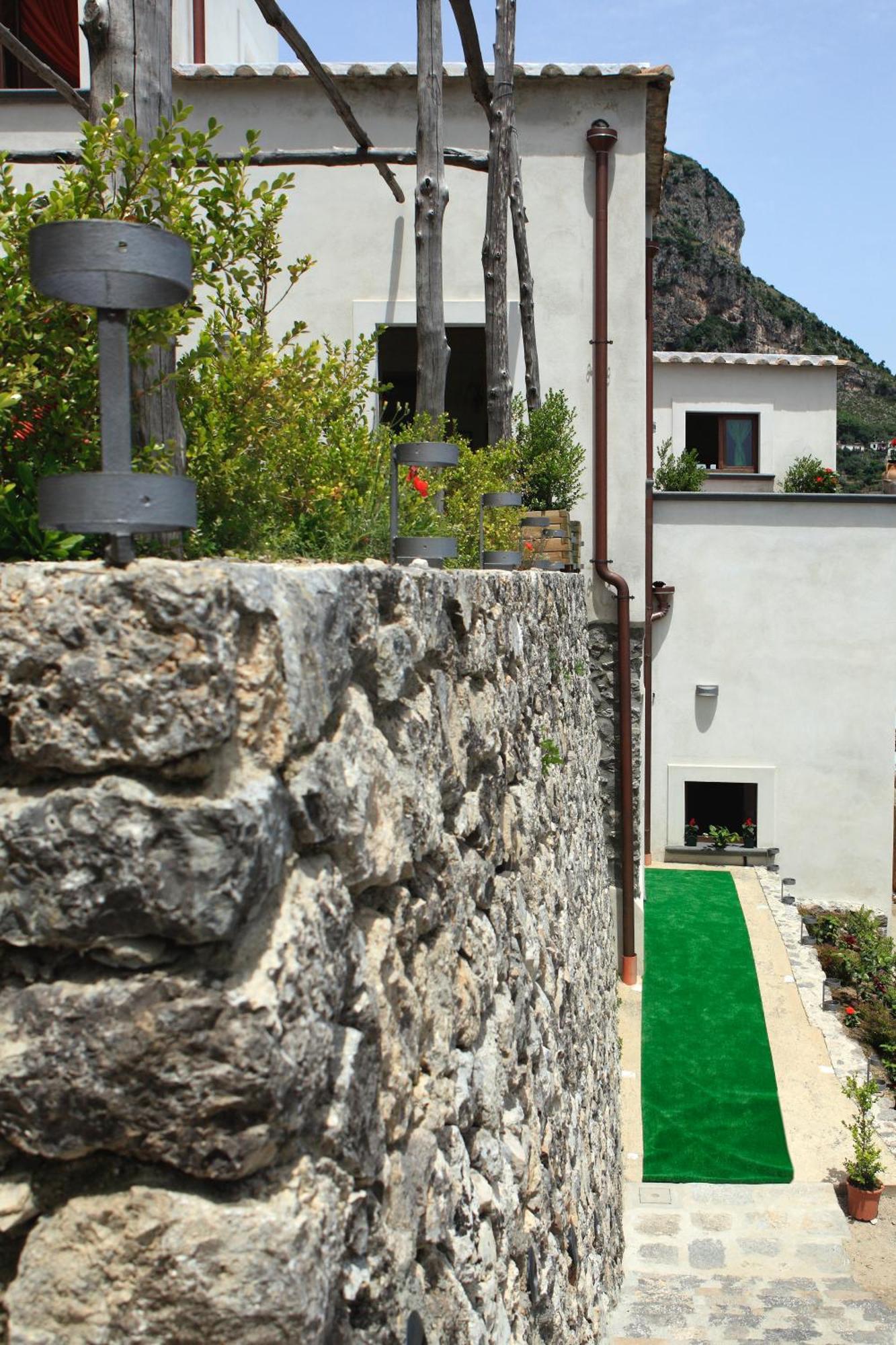 Bed and Breakfast L'Antico Borgo Dei Limoni Amalfi Exterior foto