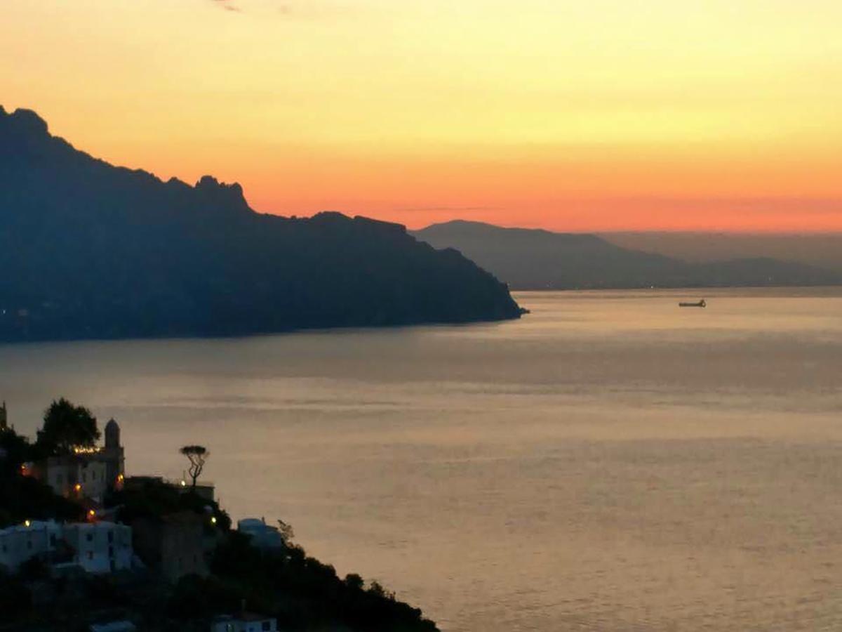 Bed and Breakfast L'Antico Borgo Dei Limoni Amalfi Exterior foto