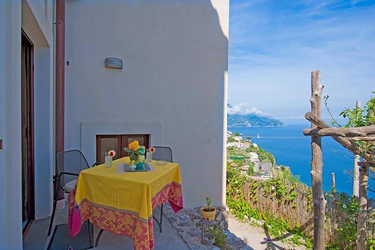Bed and Breakfast L'Antico Borgo Dei Limoni Amalfi Exterior foto